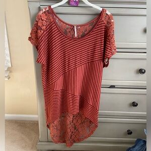 NWOT- Free People Hi-Lo Top